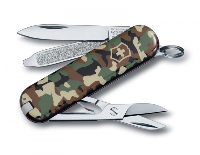 Нож складной-брелок Victorinox Classic SD 0.6223.94 Camouflage