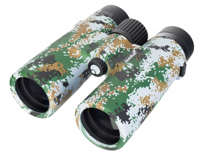 Бинокль Levenhuk Camo Pine 10x42 с сеткой
